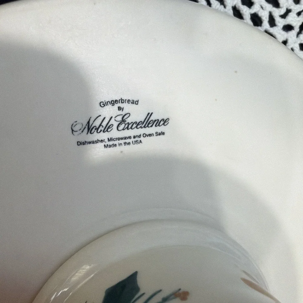 Rare‎ Gingerbread Pedestal Cake Stand Plate Glass Dome By Noble Excellence USA